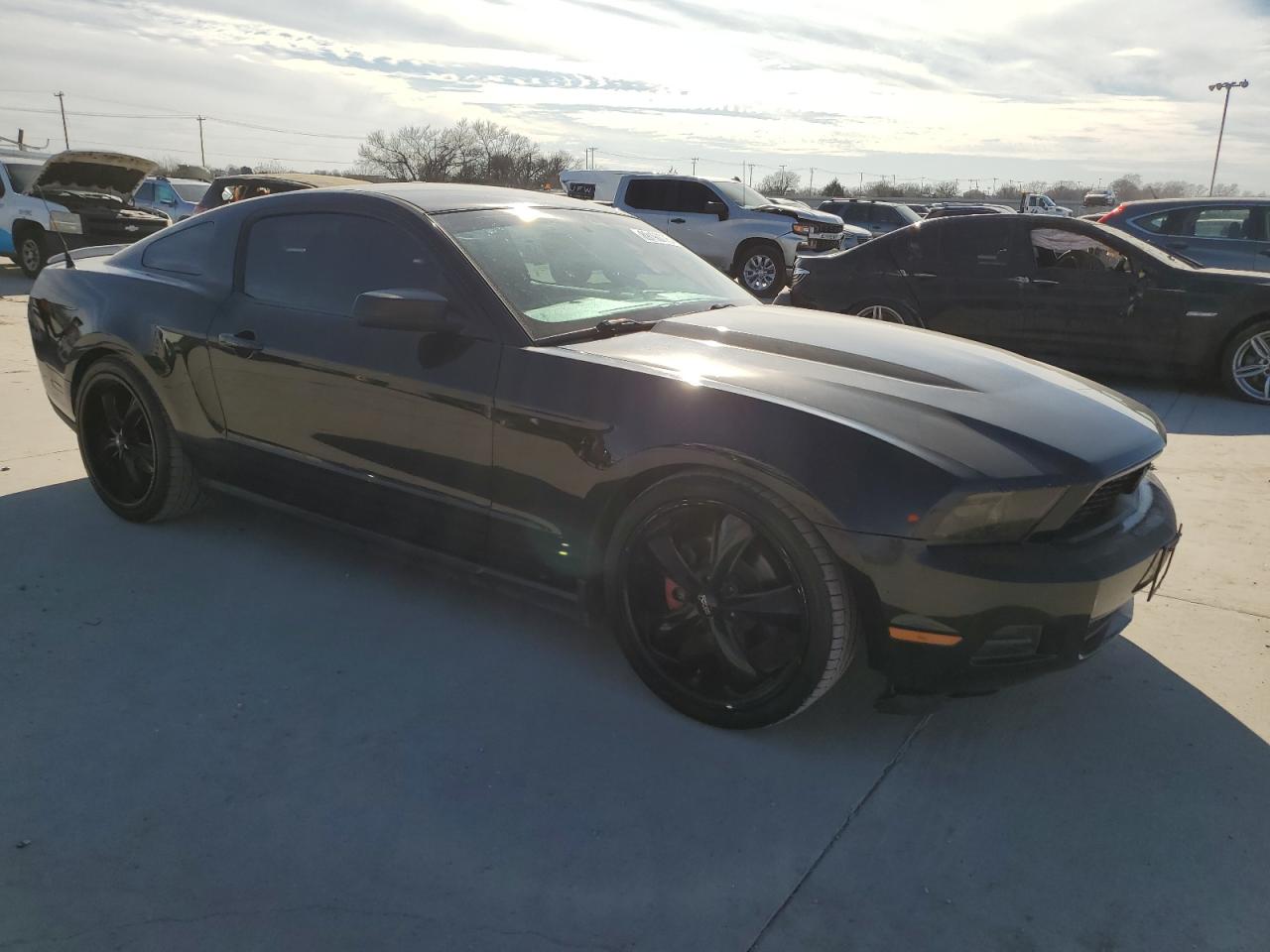 2012 Ford Mustang VIN 1ZVBP8AMXC5209917 Copart auction photo, minor dent/scratches damage thumbnail 4