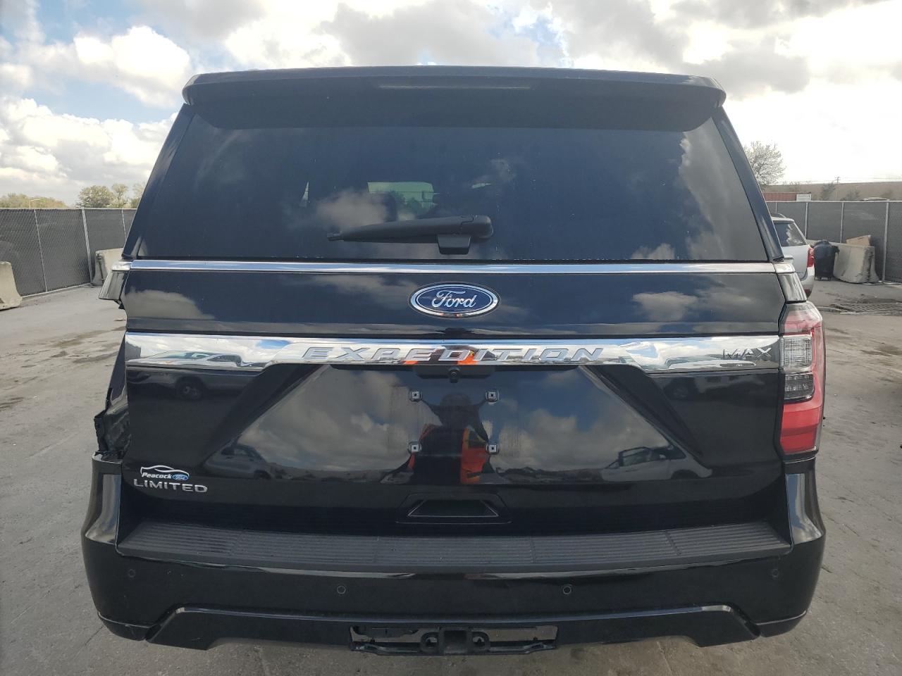 2021 Ford Expedition VIN 1FMJK1KT9MEA72878 Copart auction photo, side / rear end damage thumbnail 6