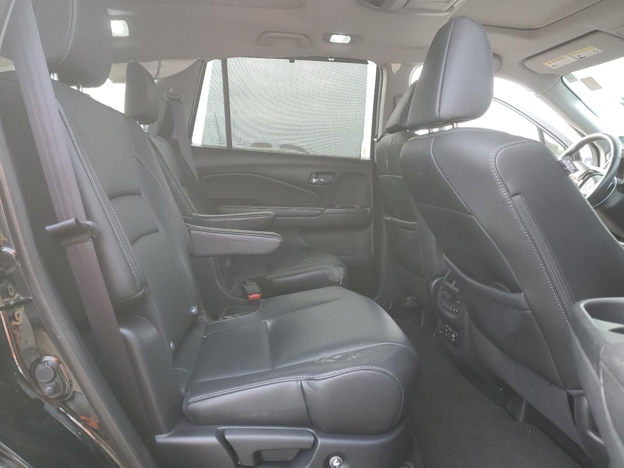 2017 Honda Pilot VIN 5FNYF6H08HB002892 Copart auction photo, front end / side damage thumbnail 11
