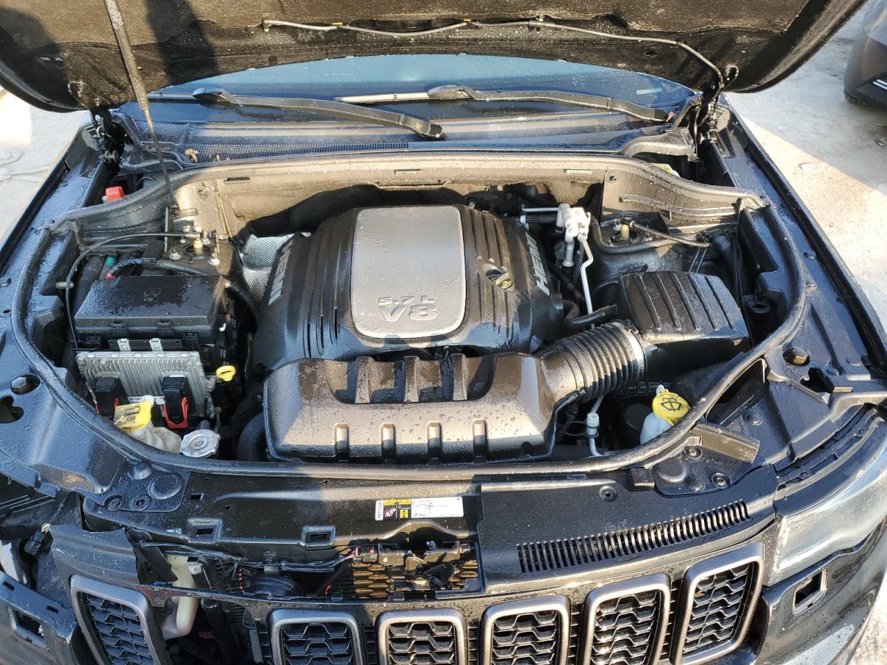 2018 Jeep Grand Cherokee VIN 1C4RJFCTXJC506478 Copart auction photo, side / front end damage thumbnail 12