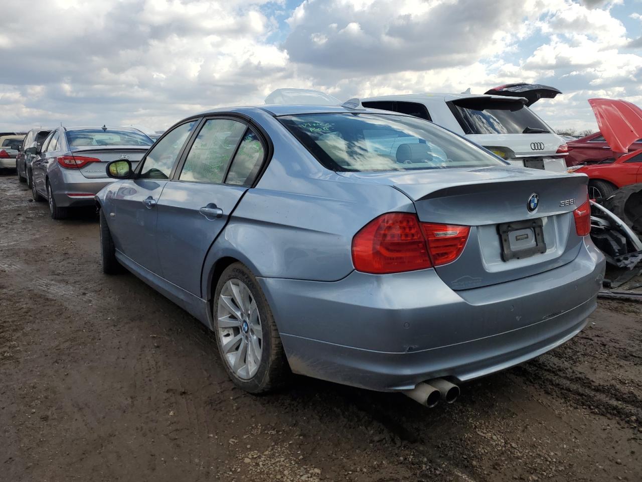 2011 BMW 3er VIN WBAPK7C57BF086641 Copart auction photo, front end damage thumbnail 2