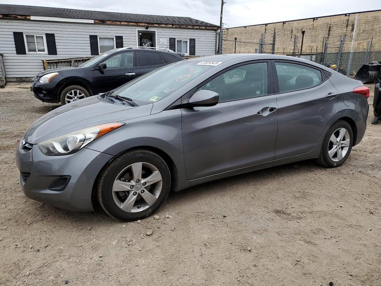 2013 Hyundai Elantra VIN 5NPDH4AE3DH257822