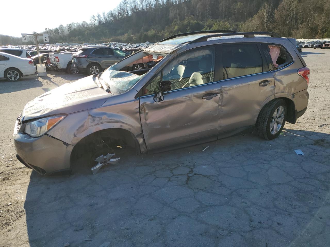 2015 Subaru Forester VIN JF2SJAHC4FH424884