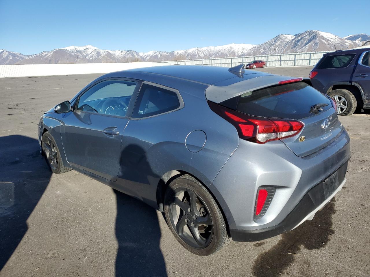 2019 Hyundai Veloster VIN KMHTG6AF6KU019853 Copart auction photo, rear end damage thumbnail 2