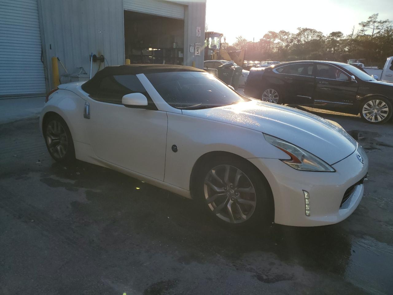 2013 Nissan 370Z VIN JN1AZ4FH4DM790189 Copart auction photo, vandalism / minor dent/scratches damage thumbnail 4