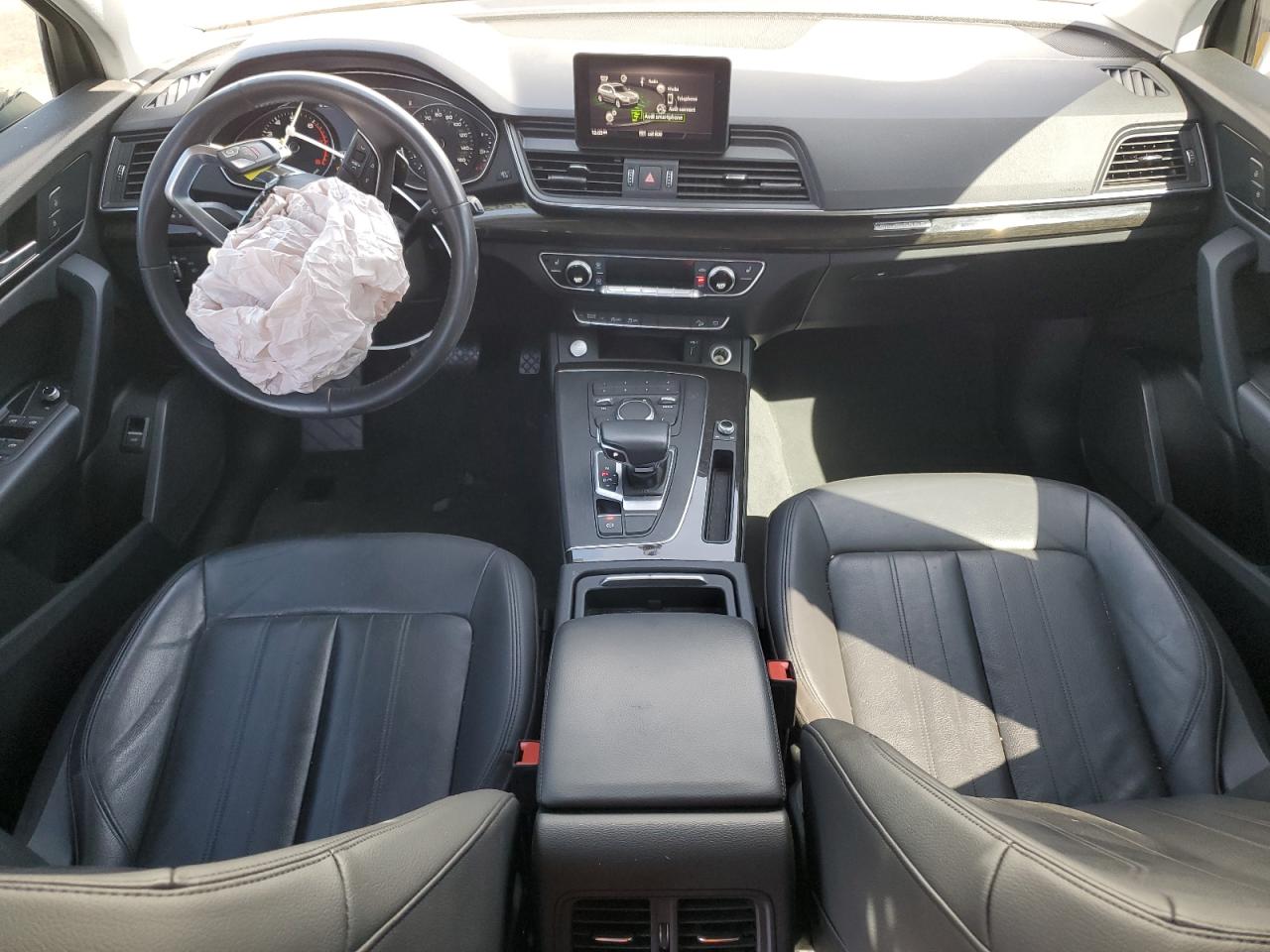 2020 Audi Q5 VIN WA1ANAFY5L2039890 Copart auction photo, front end / undercarriage damage thumbnail 8