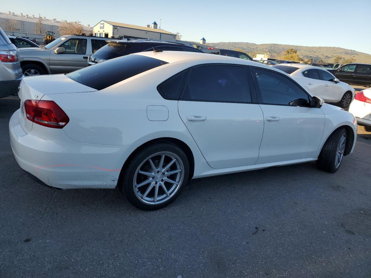 2015 Volkswagen Passat VIN 1VWAT7A37FC076106 Copart auction photo, mechanical / front end damage thumbnail 3