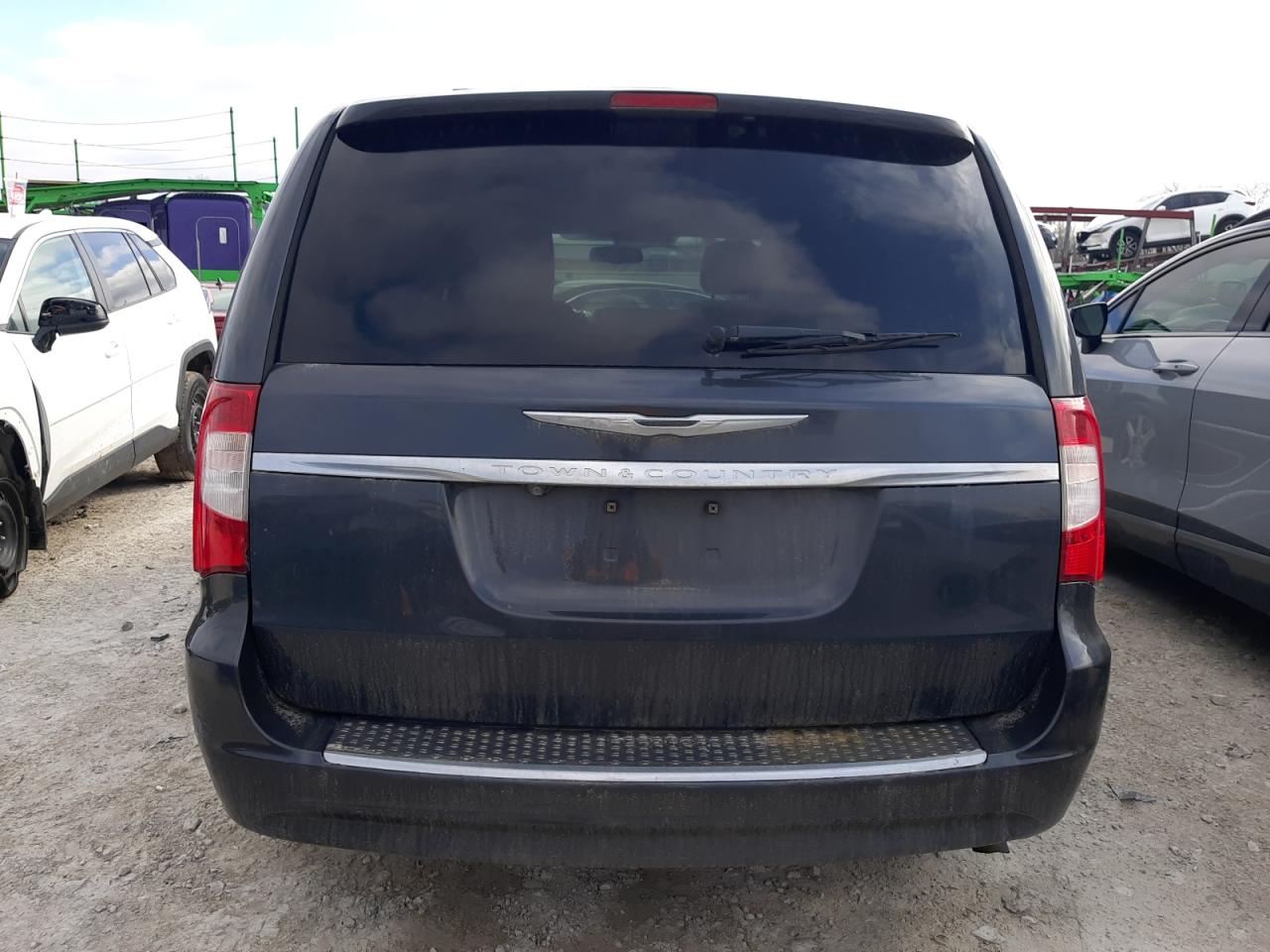 2012 Chrysler Town & Country VIN 2C4RC1BG1CR186642 Copart auction photo, front end damage thumbnail 6