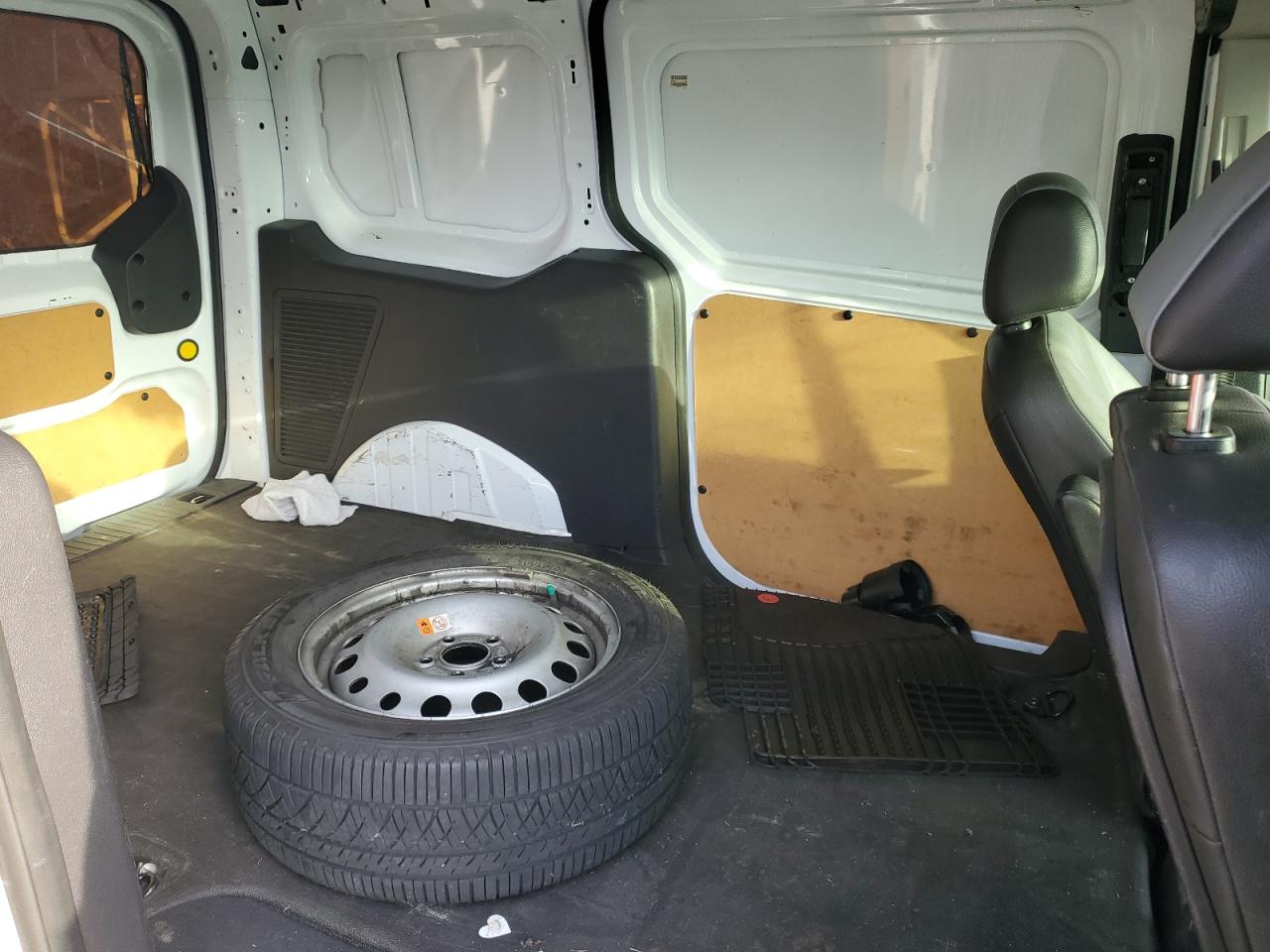 2018 Ford Transit VIN NM0LS7E7XJ1369995 Copart auction photo, all over / front end damage thumbnail 11