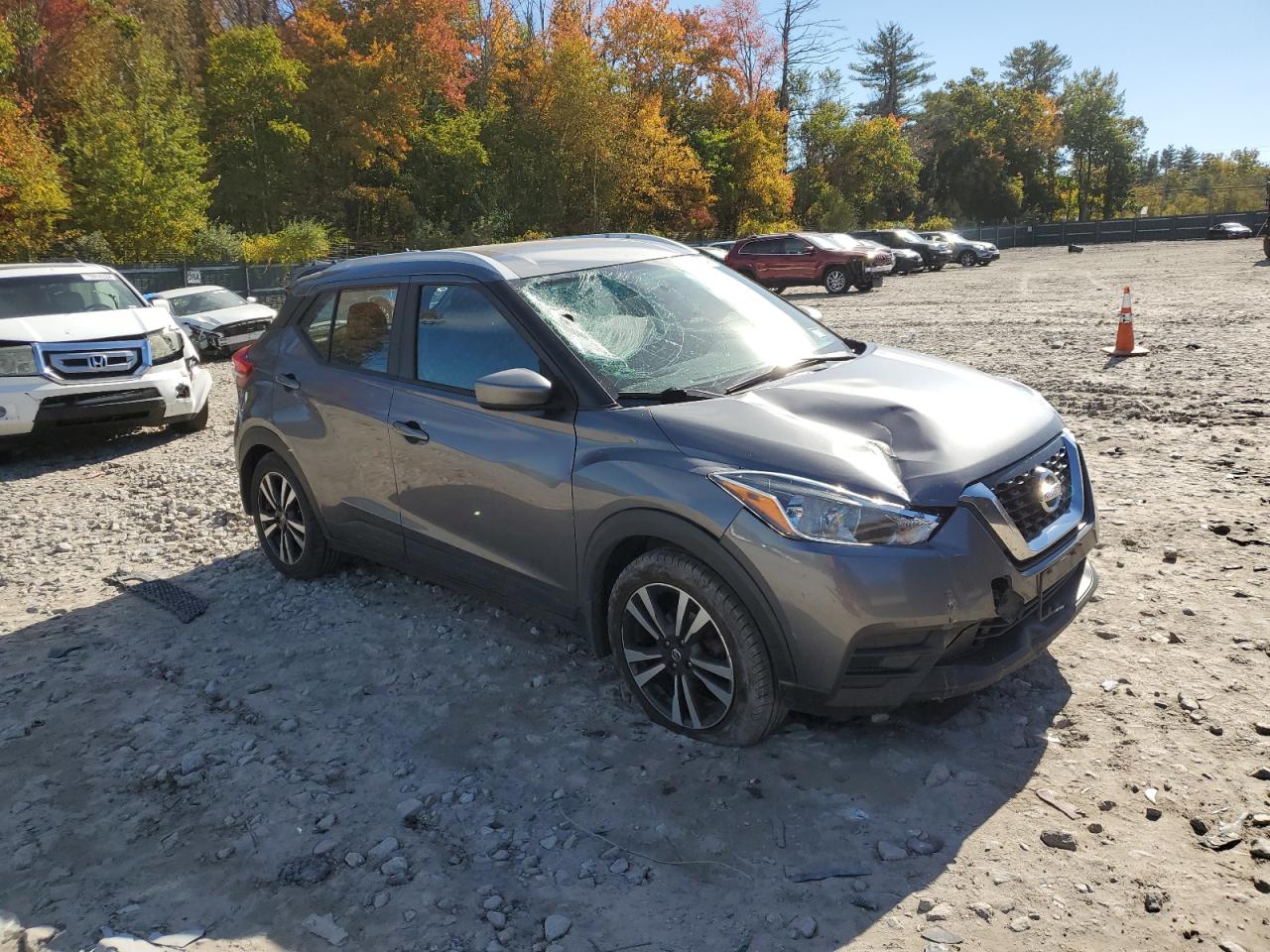 2019 Nissan Kicks VIN 3N1CP5CU8KL505734 Copart auction photo, front end / side damage thumbnail 4