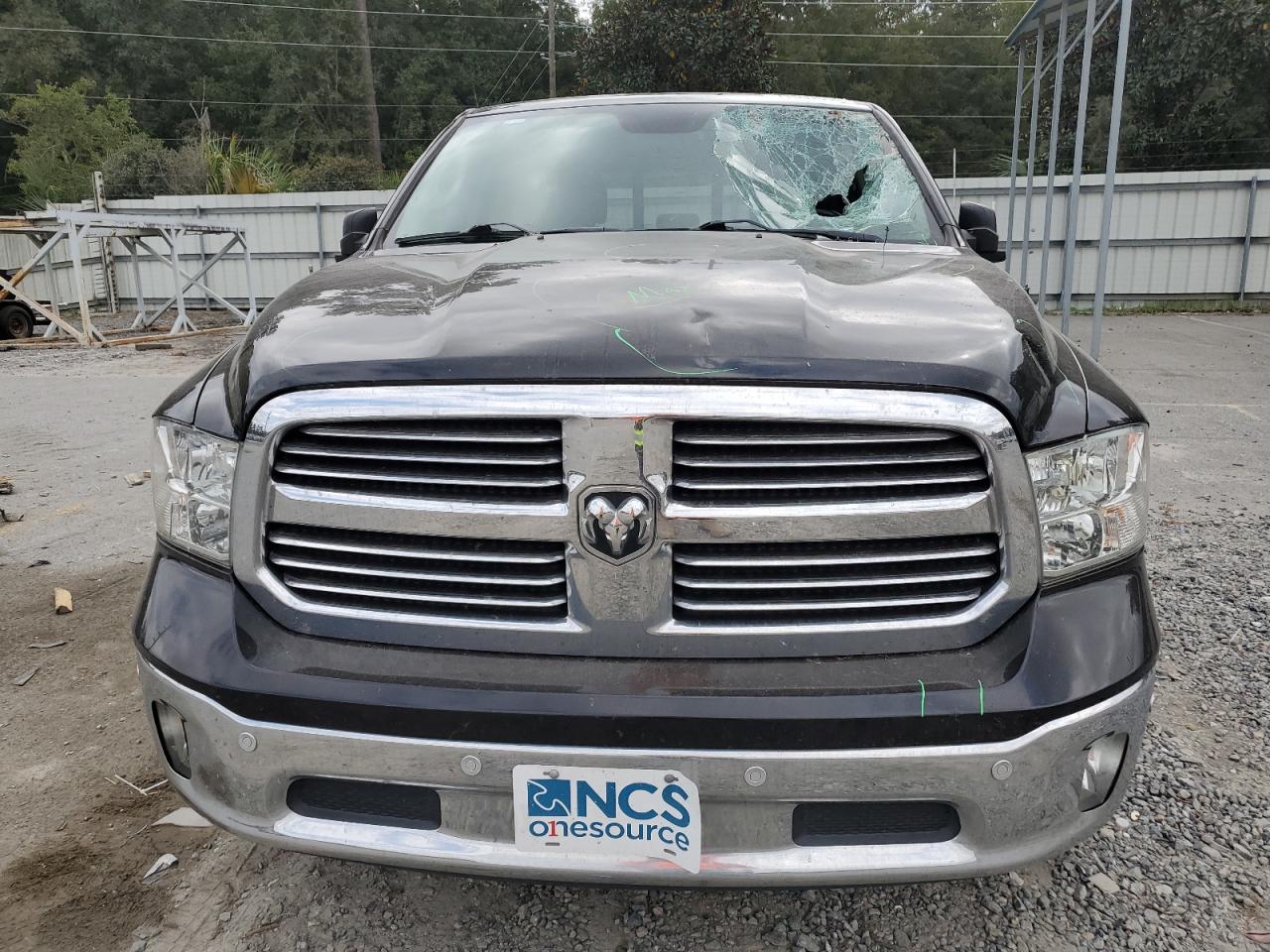 2019 RAM 1500 VIN 1C6RR6LTXKS665217 Copart auction photo, top/roof damage thumbnail 5