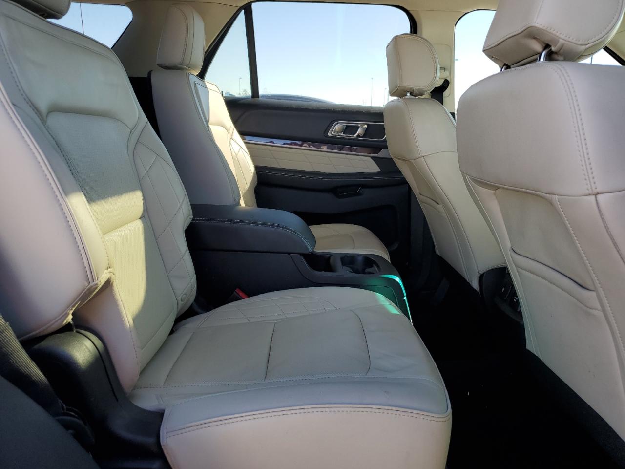 2016 Ford Explorer VIN 1FM5K8HT7GGB44378 Copart auction photo, front end / mechanical damage thumbnail 11