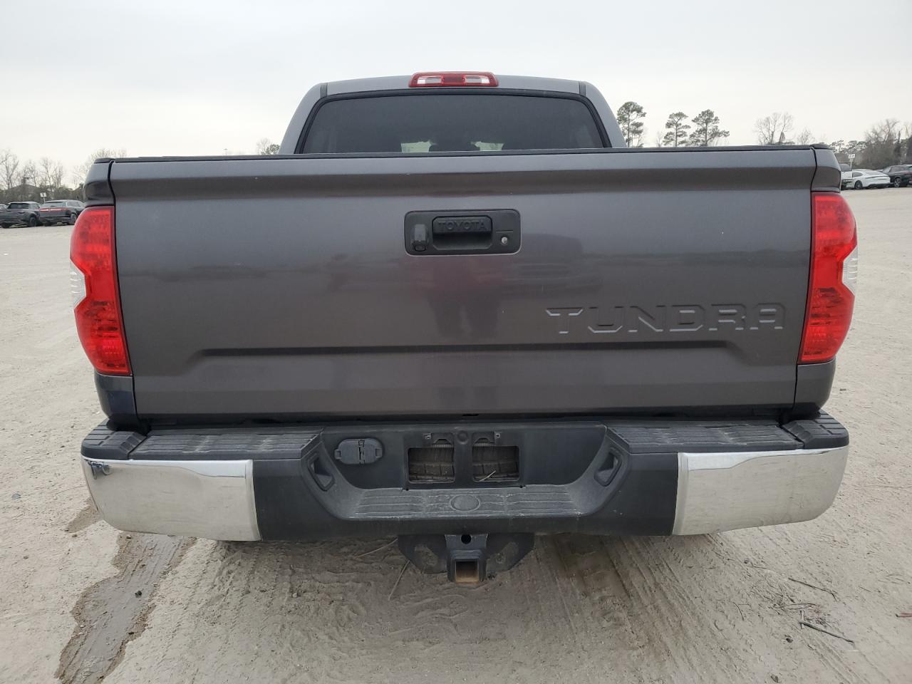 2019 Toyota Tundra VIN 5TFEY5F17KX254939 Copart auction photo, front end / minor dent/scratches damage thumbnail 6