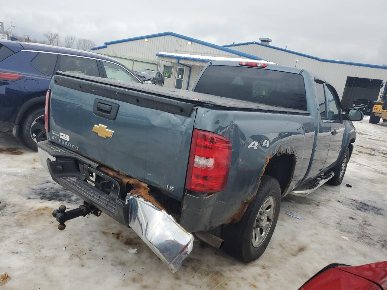 2012 Chevrolet Silverado VIN 1GCRKPE70CZ306003 Copart auction photo, rear end damage thumbnail 3