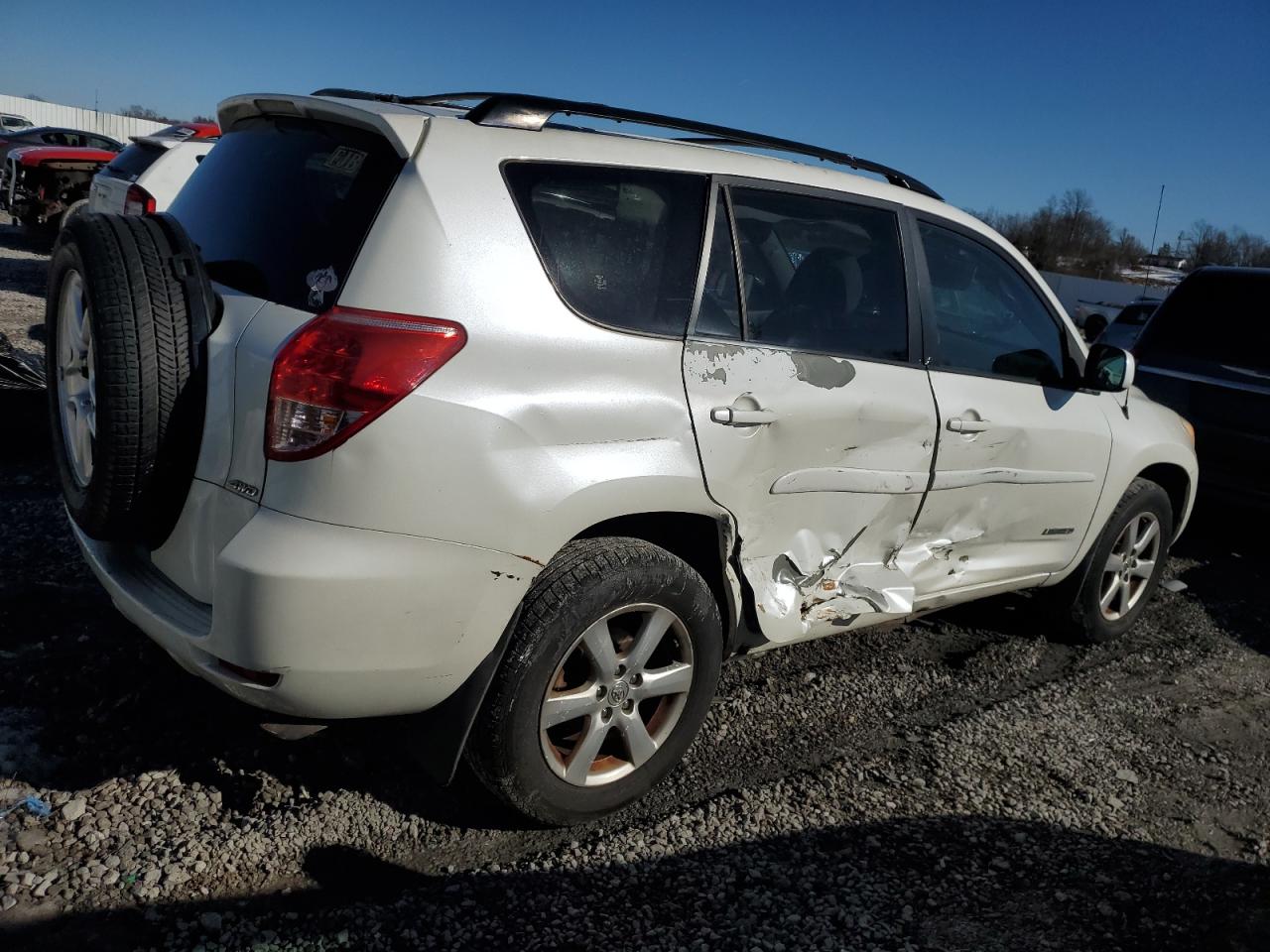 2007 Toyota RAV 4 VIN JTMBD31VX75094779 Copart auction photo, side / rear end damage thumbnail 3