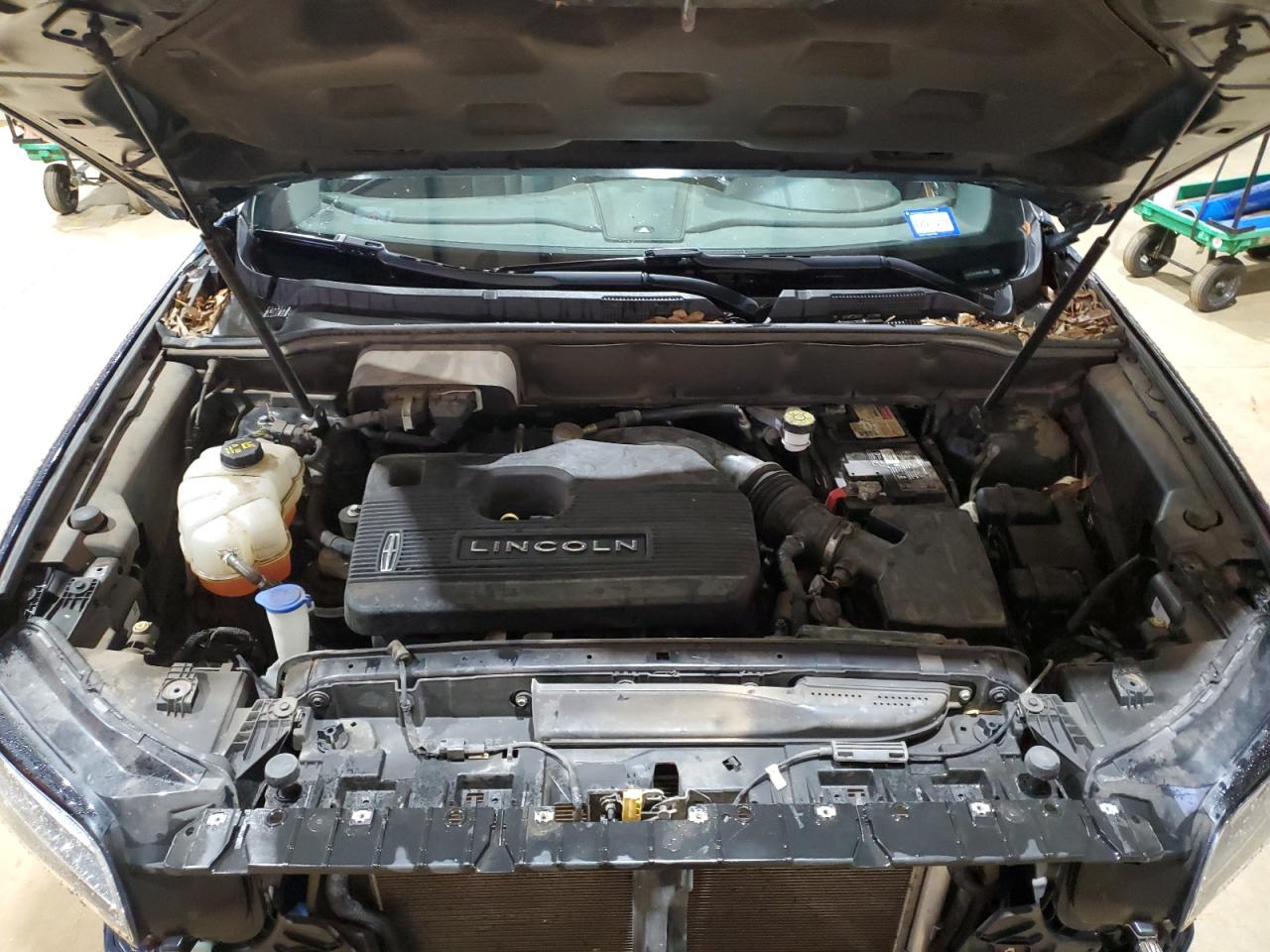 2019 Lincoln Nautilus VIN 2LMPJ8L99KBL14347 Copart auction photo, front end damage thumbnail 11