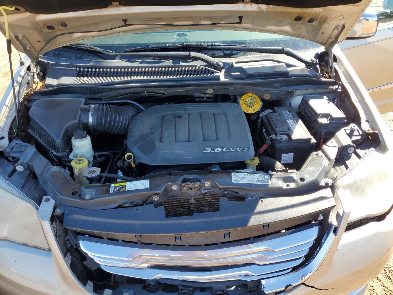 2014 Chrysler Town & Country VIN 2C4RC1CG9ER147508 Copart auction photo, front end damage thumbnail 12