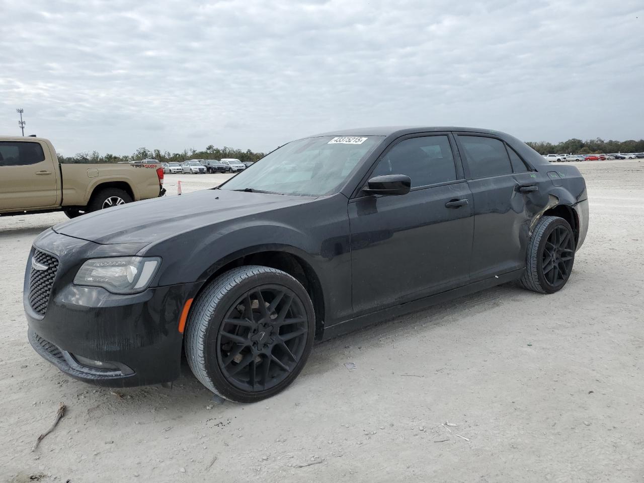 2019 Chrysler 300 VIN 2C3CCAGG2KH632093
