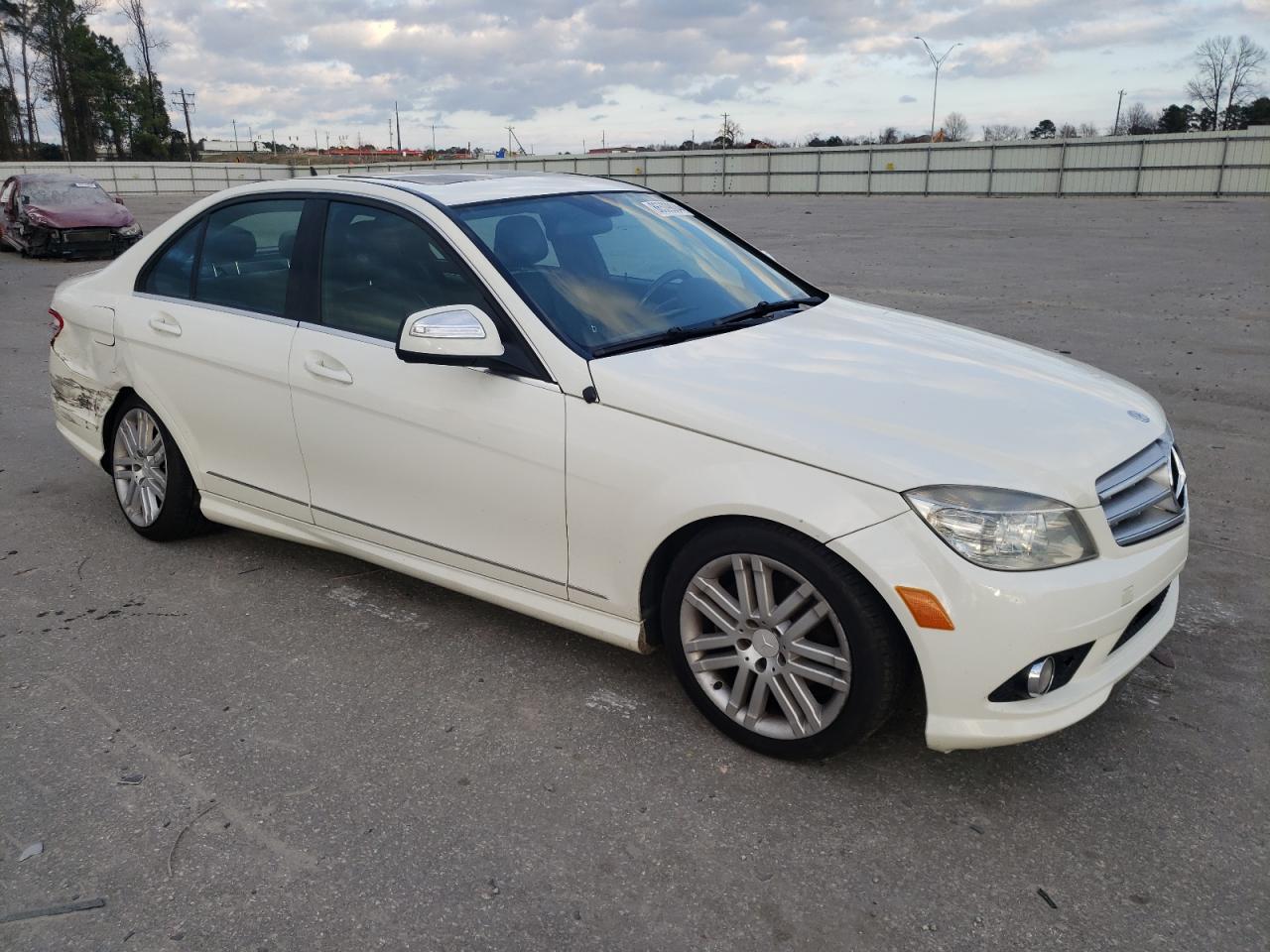 2008 Mercedes-Benz C-klasse VIN WDDGF54X58R038290 Copart auction photo, all over / undercarriage damage thumbnail 4