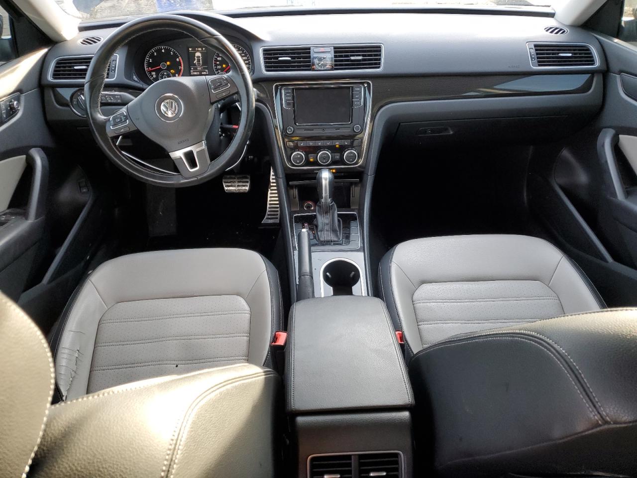 2015 Volkswagen Passat VIN 1VWBS7A31FC080871 Copart auction photo, rear end damage thumbnail 8