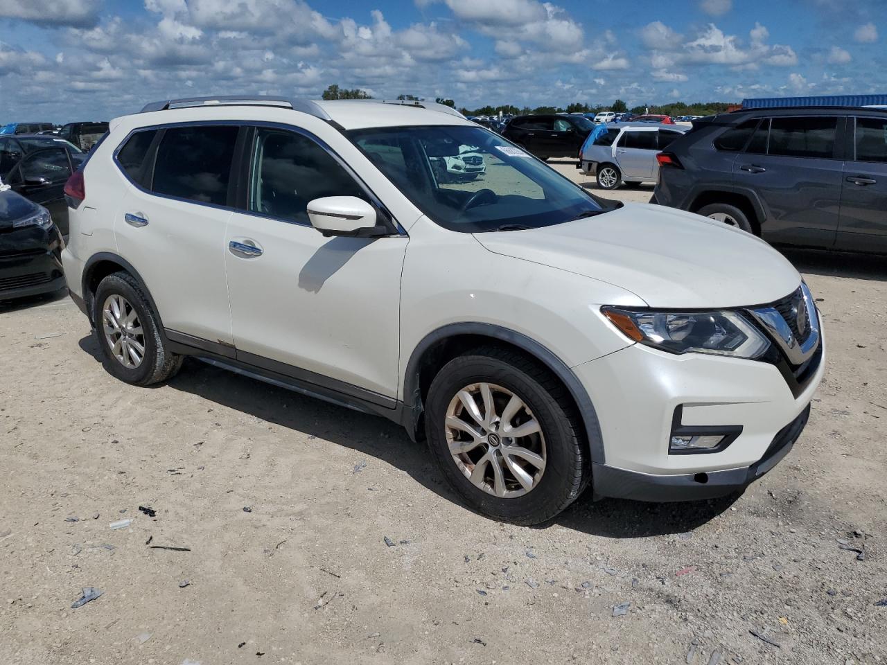2018 Nissan Rogue VIN KNMAT2MT2JP594983 Copart auction photo, rear end / front end damage thumbnail 4