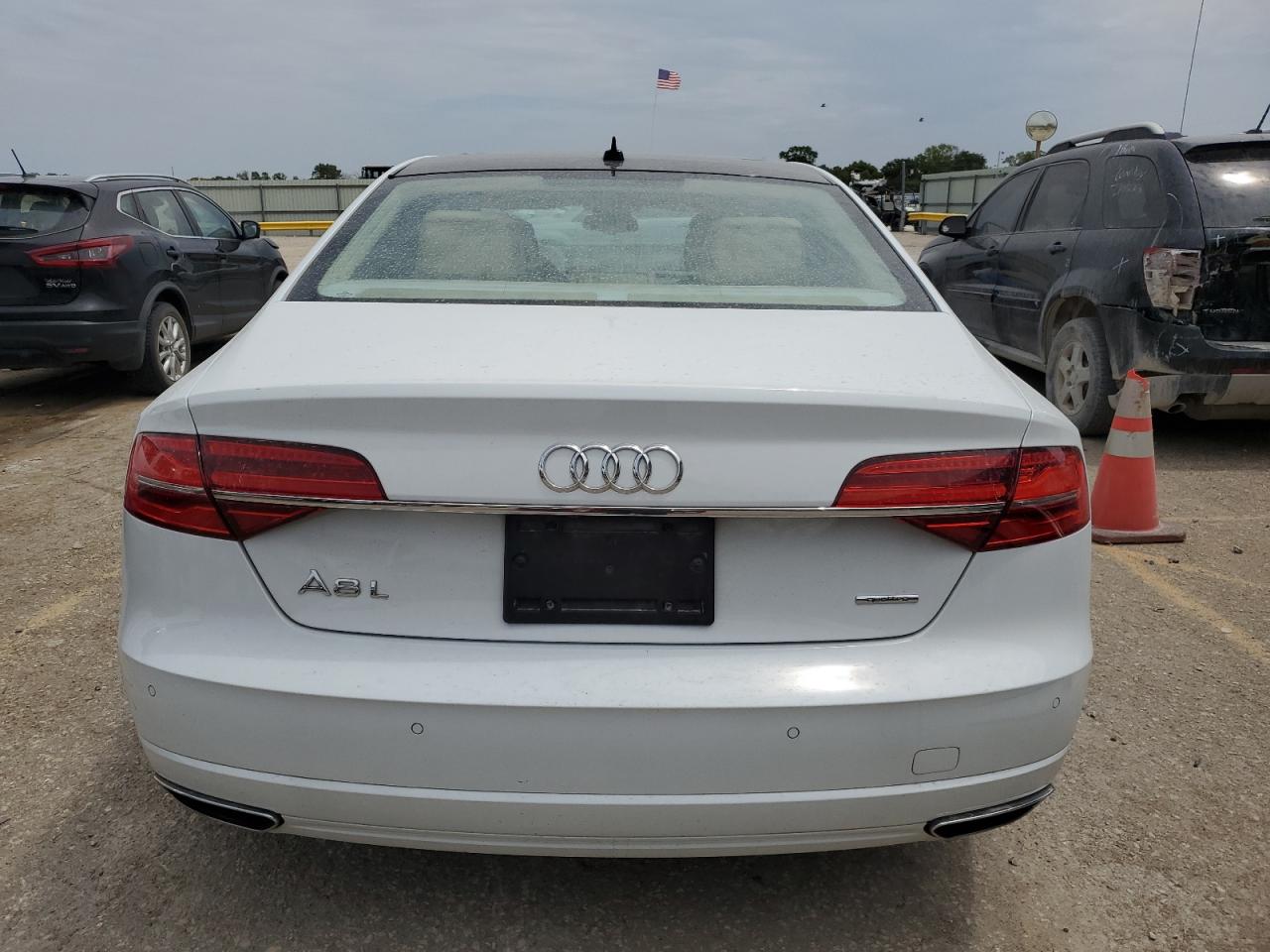 2017 Audi A8 VIN WAU44AFD1HN012613 Copart auction photo, front end / minor dent/scratches damage thumbnail 6