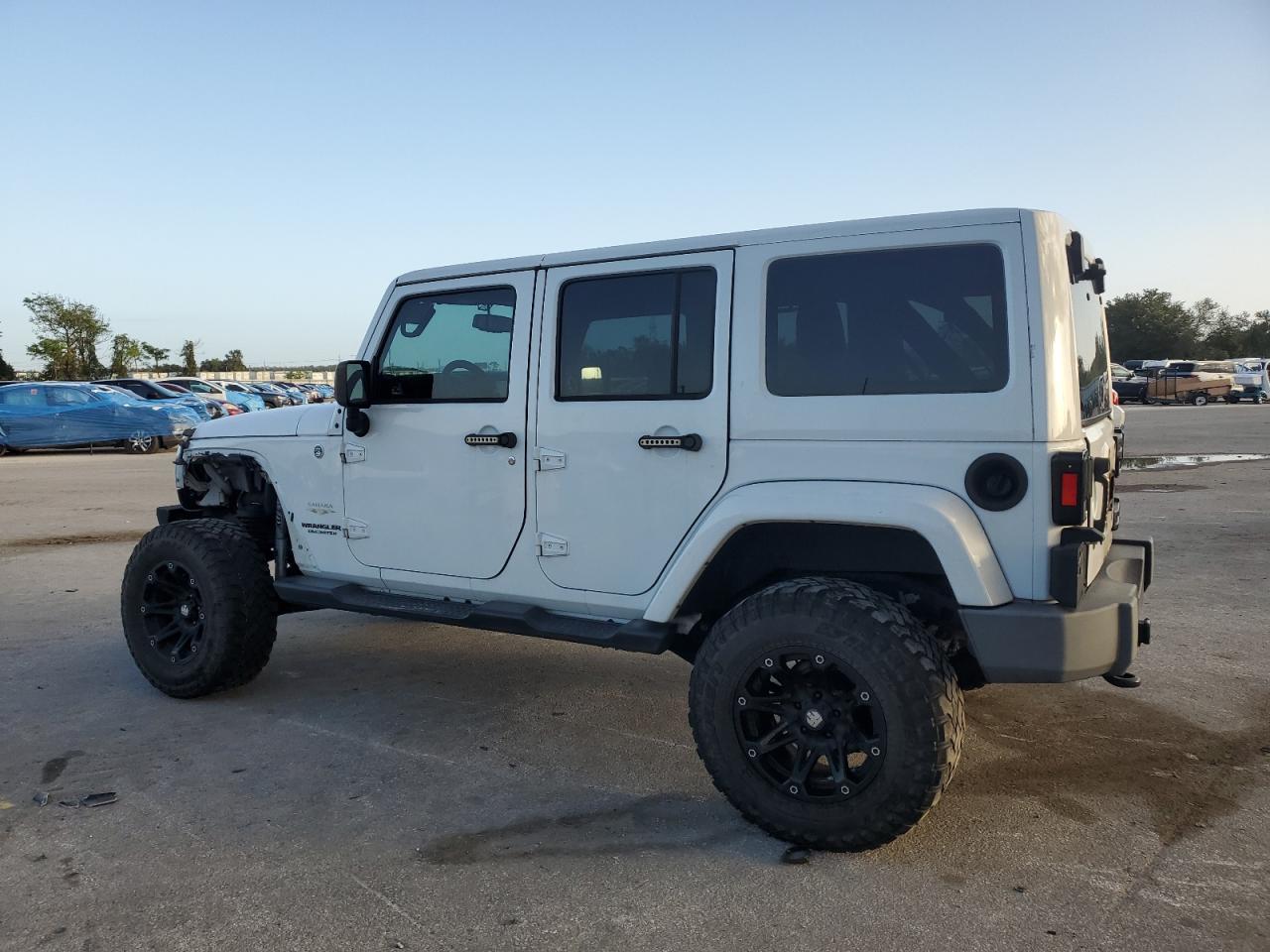 2015 Jeep Wrangler VIN 1C4BJWEGXFL614205 Copart auction photo, minor dent/scratches damage thumbnail 2