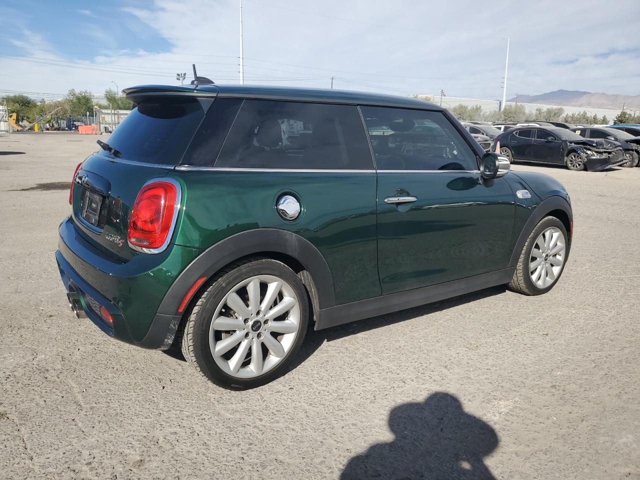 2016 MINI Cooper VIN WMWXP7C57G3B49024 Copart auction photo, side damage thumbnail 3