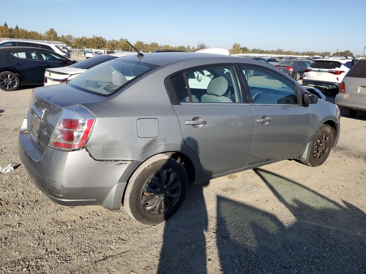 2007 Nissan Sentra VIN 3N1AB61E27L695688 Copart auction photo, front end / rear end damage thumbnail 3