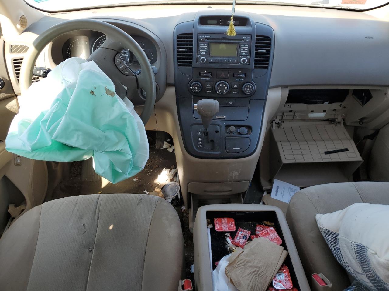 2014 KIA Sedona VIN KNDMG4C72E6544985 Copart auction photo, front end / side damage thumbnail 8