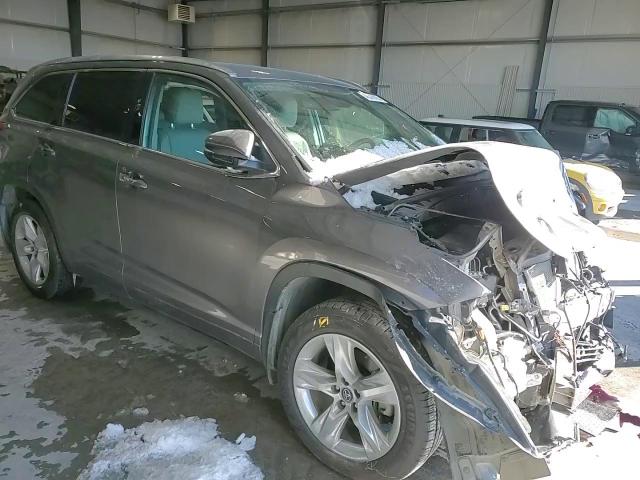 2019 Toyota Highlander VIN 5TDDZRFH2KS702247 Copart auction photo, all over damage thumbnail 11