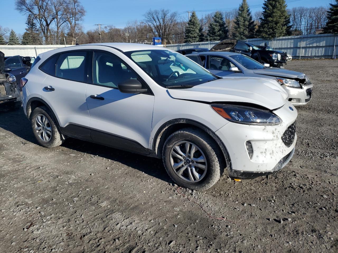 2022 Ford Escape VIN 1FMCU9F69NUA93016 Copart auction photo, front end damage thumbnail 4