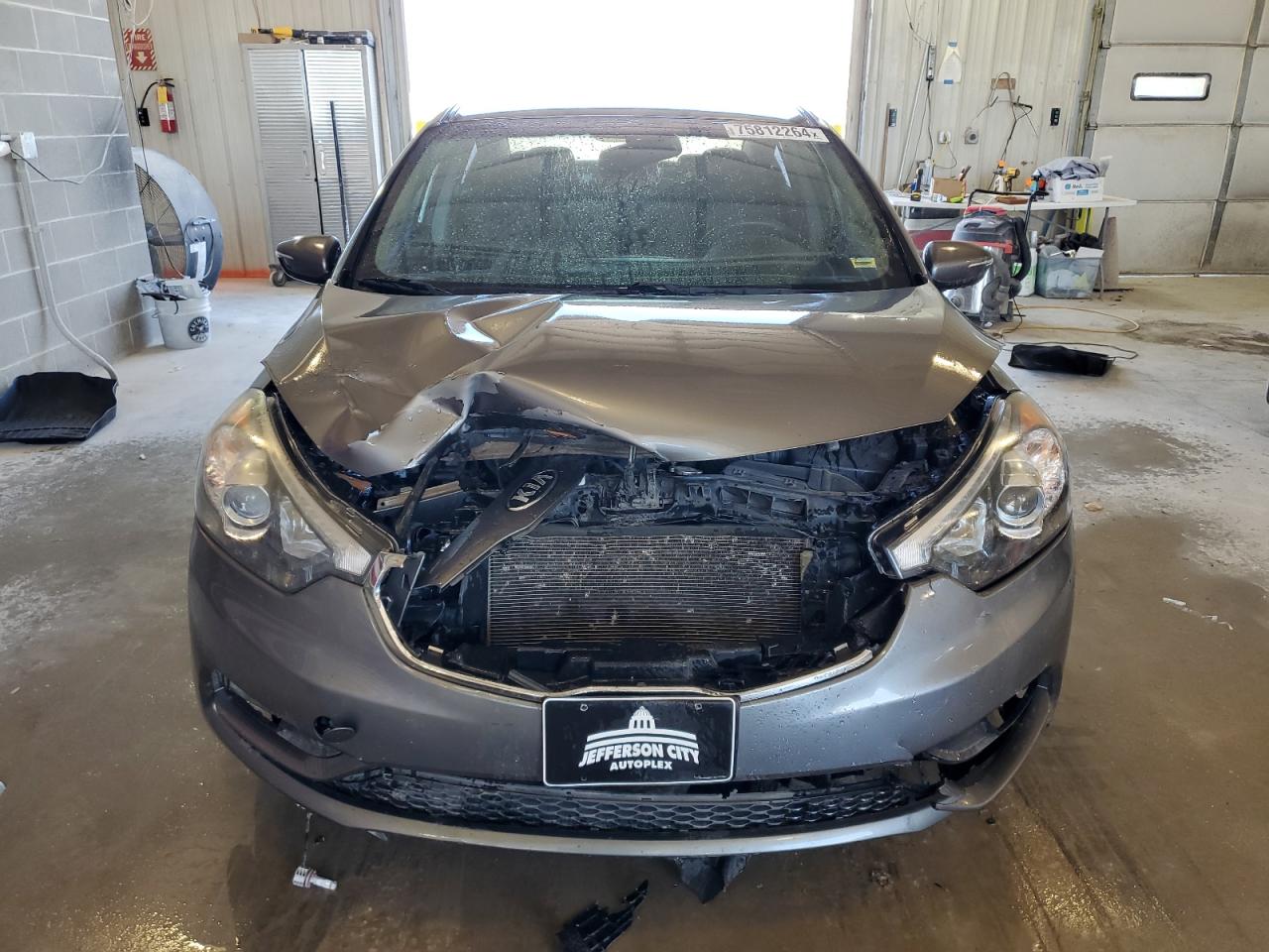 2015 KIA Forte VIN KNAFX4A82F5389461 Copart auction photo, front end damage thumbnail 5
