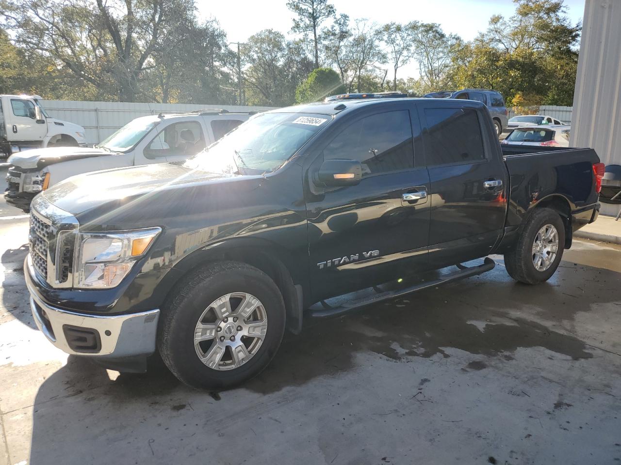 2018 Nissan Titan VIN 1N6AA1E64JN541042