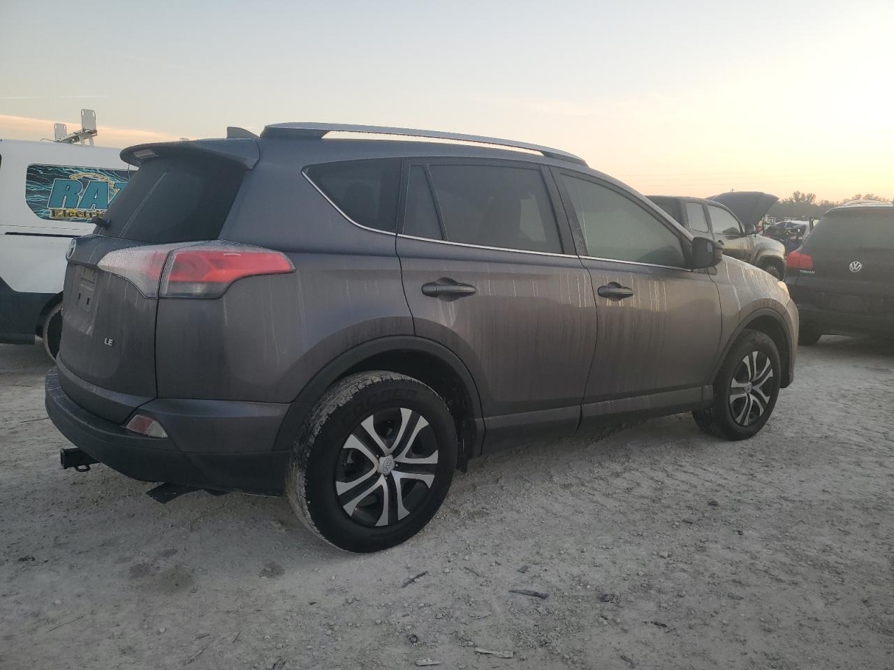 2018 Toyota RAV 4 VIN JTMZFREV2JJ725531 Copart auction photo, water/flood damage thumbnail 3