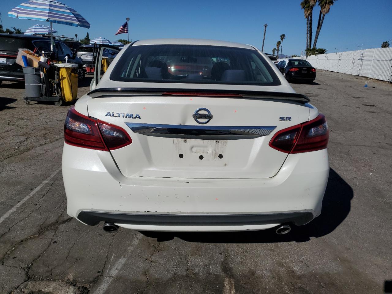 2017 Nissan Altima VIN 1N4AL3AP9HC495128 Copart auction photo, side / minor dent/scratches damage thumbnail 6