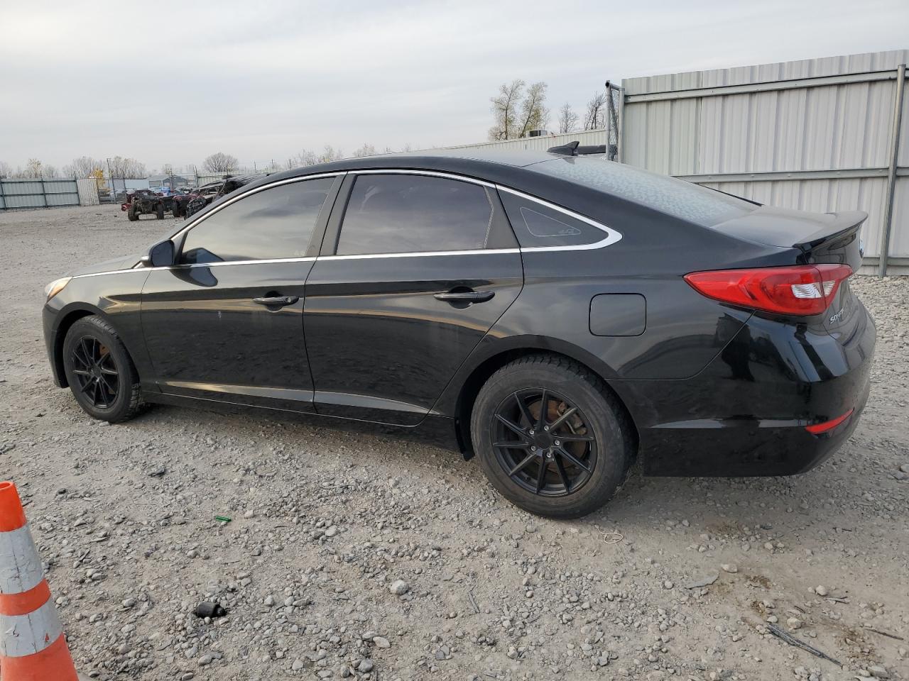 2015 Hyundai Sonata VIN 5NPE24AA4FH242848 Copart auction photo, minor dent/scratches damage thumbnail 2