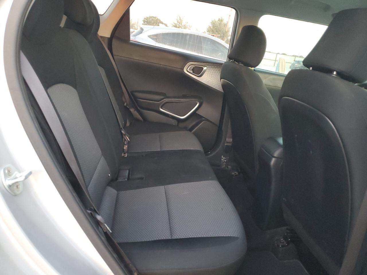 2020 KIA Soul VIN KNDJ23AU4L7085292 Copart auction photo, front end damage thumbnail 11