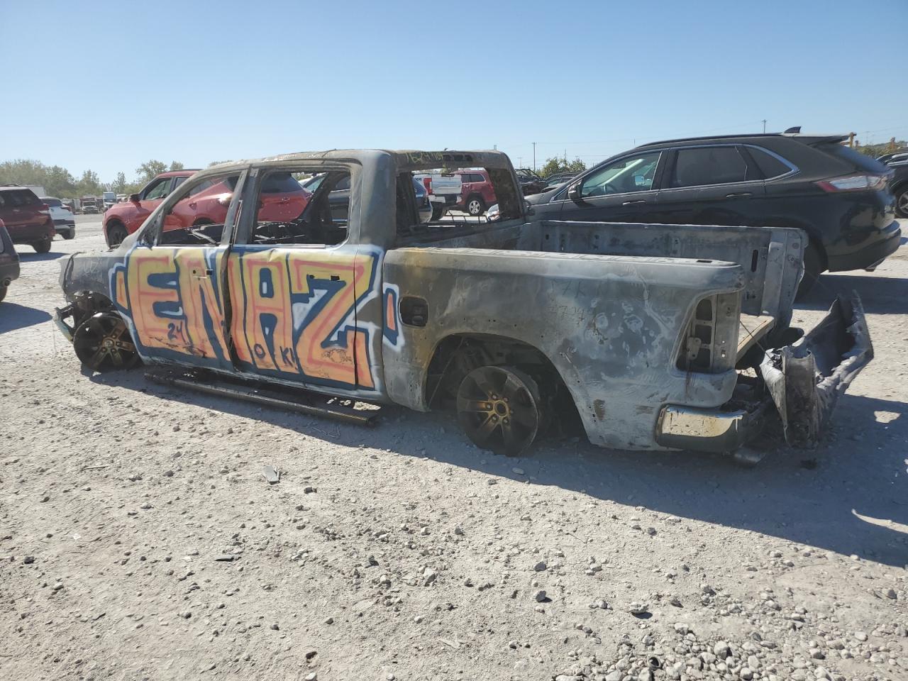 2019 RAM 1500 VIN 1C6SRFJT7KN505816 Copart auction photo, burn / burn - interior damage thumbnail 2