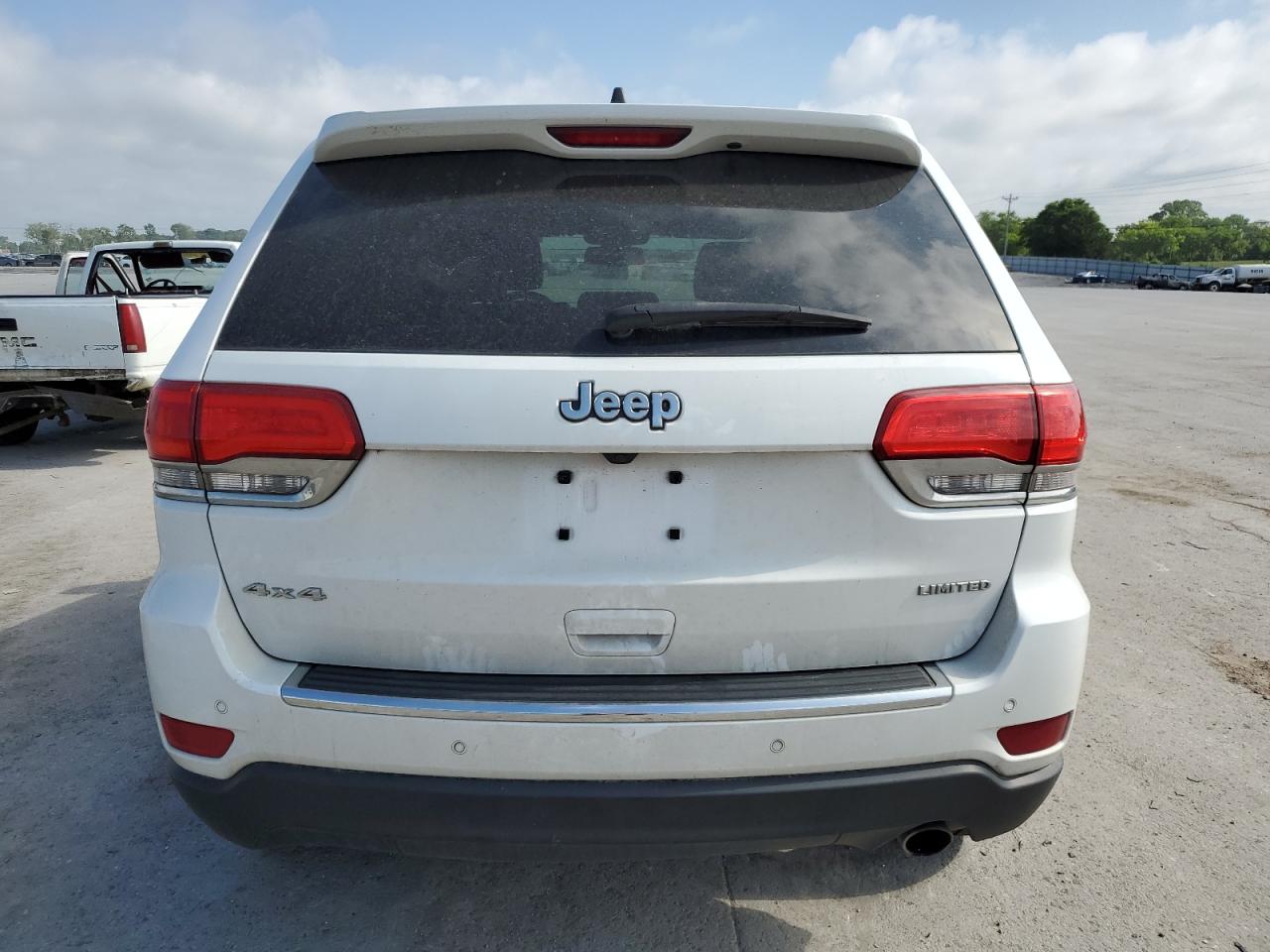 2015 Jeep Grand Cherokee VIN 1C4RJFBG5FC134236 Copart auction photo, front end / minor dent/scratches damage thumbnail 6
