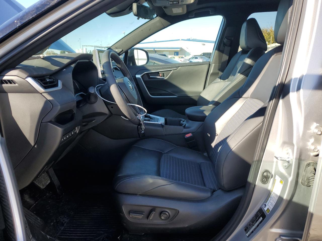 2022 Toyota RAV 4 VIN 4T3E6RFV4NU090252 Copart auction photo, all over damage thumbnail 7
