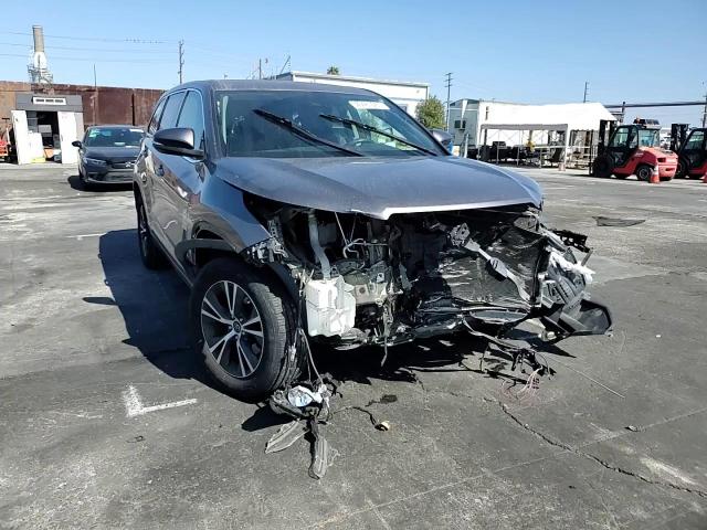 2017 Toyota Highlander VIN 5TDZZRFH1HS228905 Copart auction photo, front end damage thumbnail 12