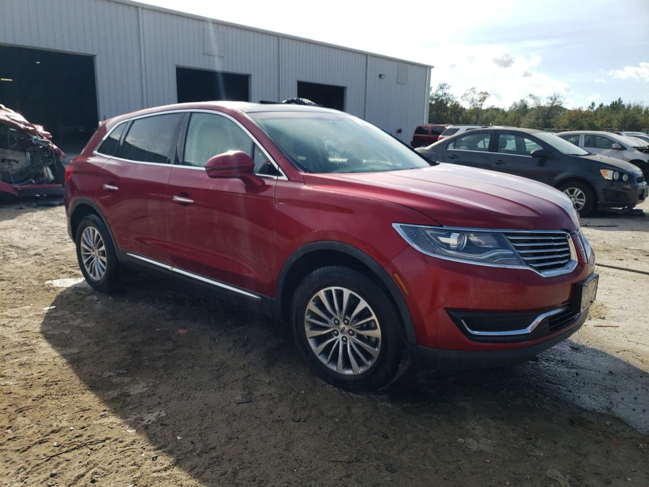 2017 Lincoln MKX VIN 2LMPJ6KRXHBL40826 Copart auction photo, top/roof damage thumbnail 4