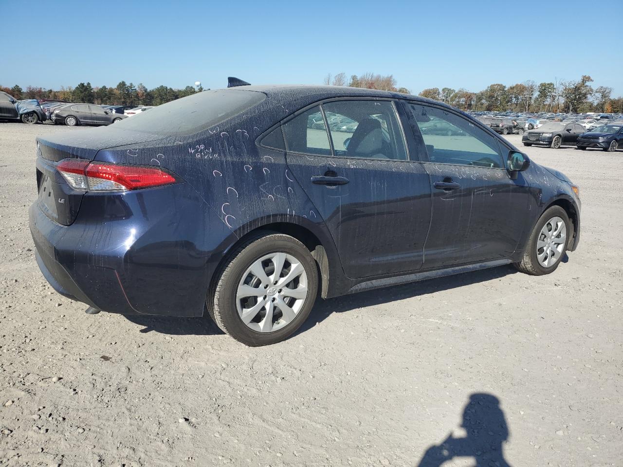 2022 Toyota Corolla VIN 5YFEPMAE1NP316829 Copart auction photo, hail / minor dent/scratches damage thumbnail 3
