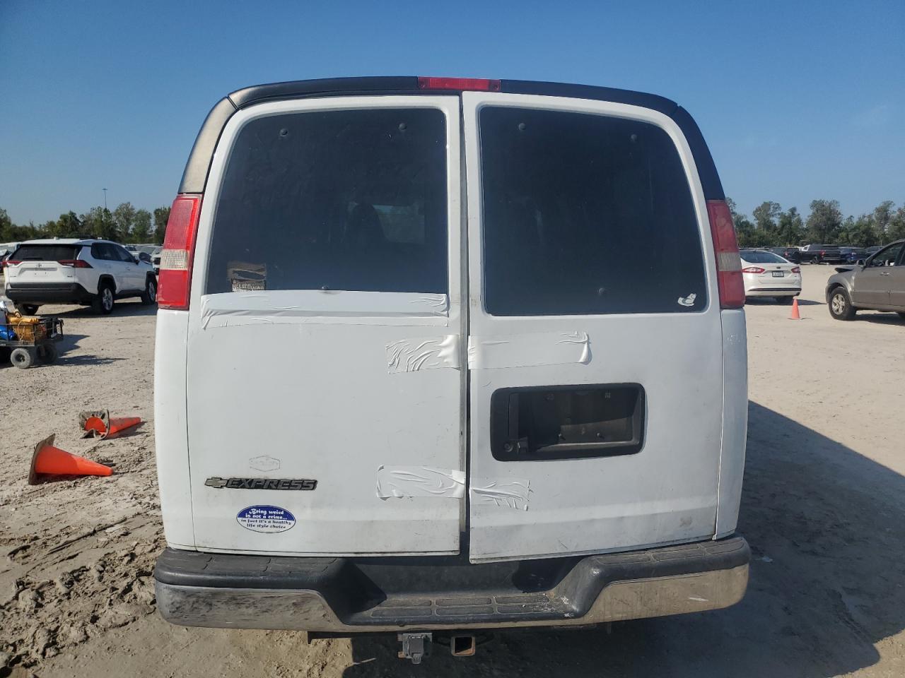 2017 Chevrolet Express VIN 1GAZGMFG0H1276319 Copart auction photo, rear end / normal wear damage thumbnail 6