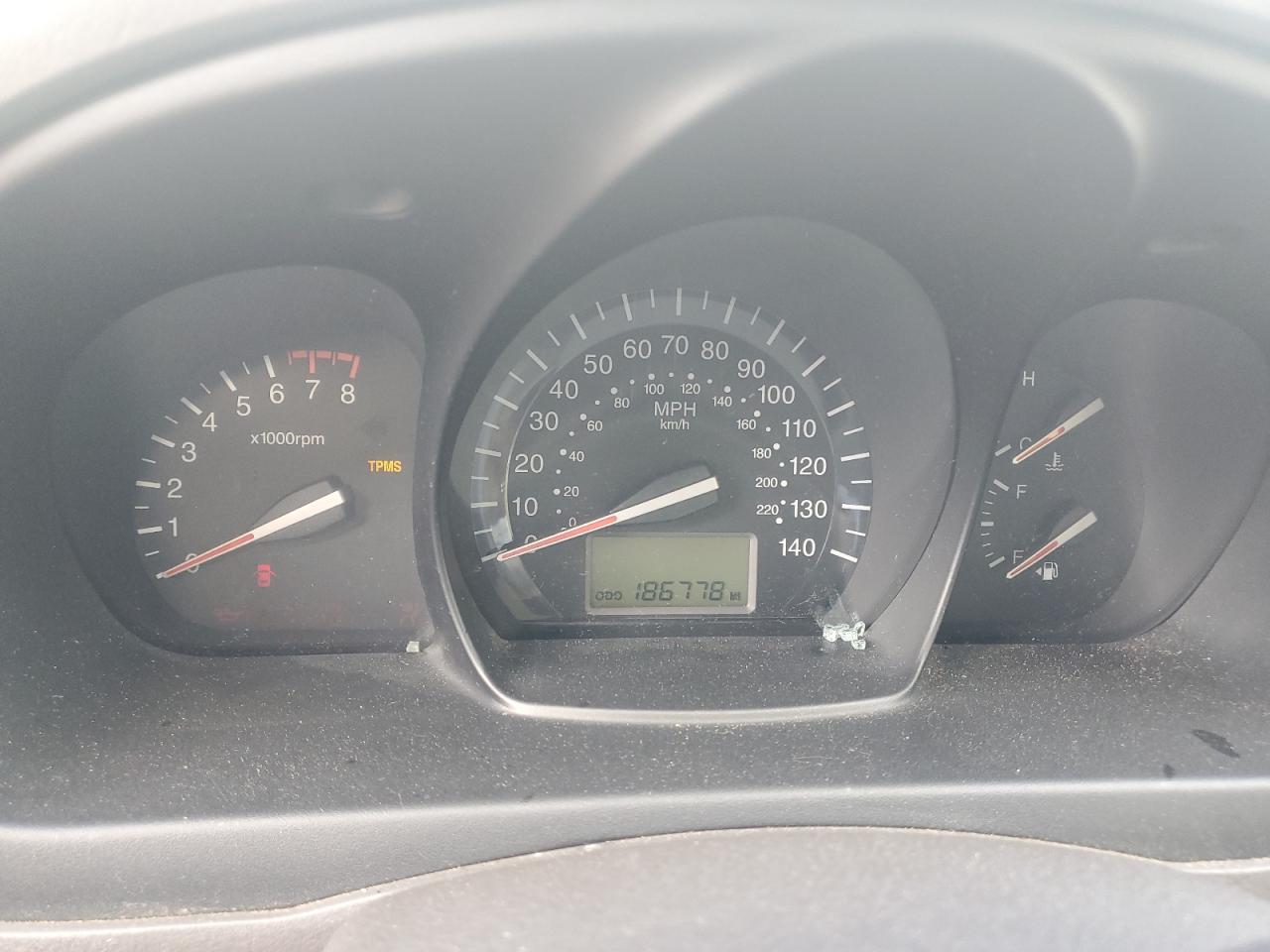 2009 KIA Spectra VIN KNAFE222895664646 Copart auction photo, all over / minor dent/scratches damage thumbnail 9