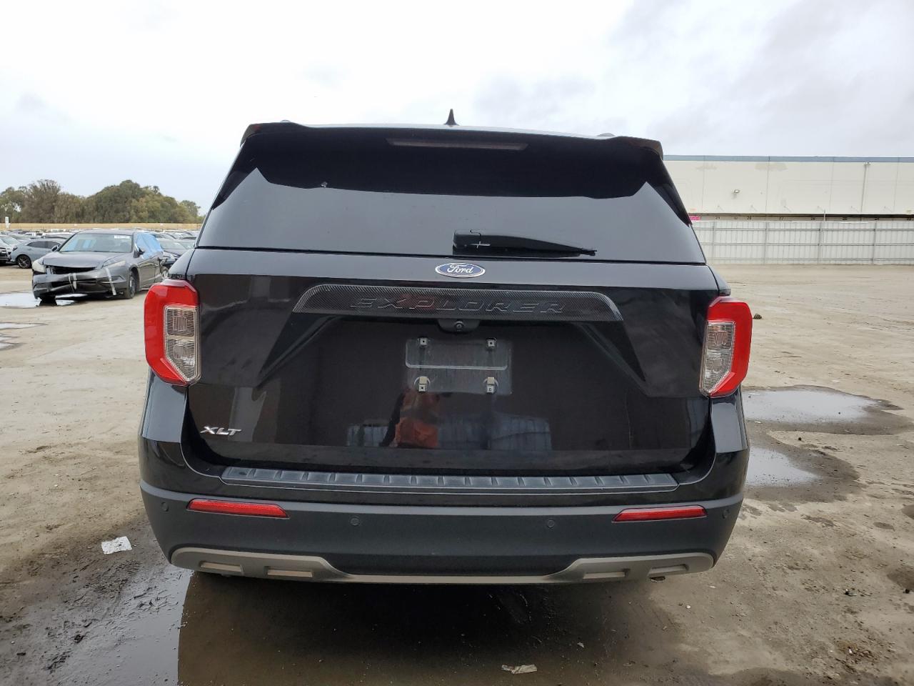 2021 Ford Explorer VIN 1FMSK7DH5MGC14082 Copart auction photo, front end damage thumbnail 6