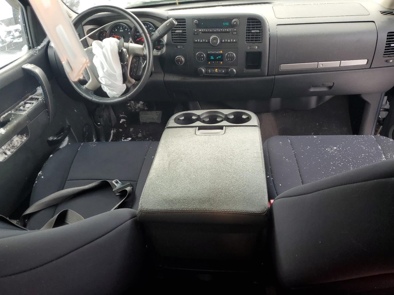 2011 Chevrolet Silverado VIN 1GCRKSE38BZ419826 Copart auction photo, side / front end damage thumbnail 8