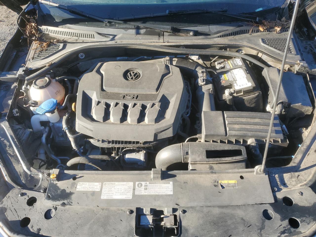 2020 Volkswagen Passat VIN 1VWSA7A33LC008827 Copart auction photo, front end / minor dent/scratches damage thumbnail 11