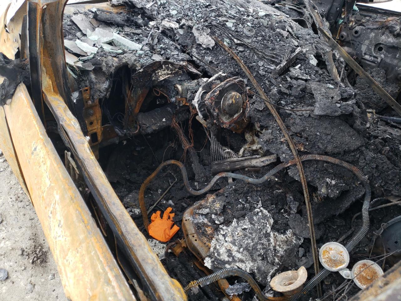 2014 Ford Escape VIN 1FMCU9GX3EUC60624 Copart auction photo, burn damage thumbnail 8